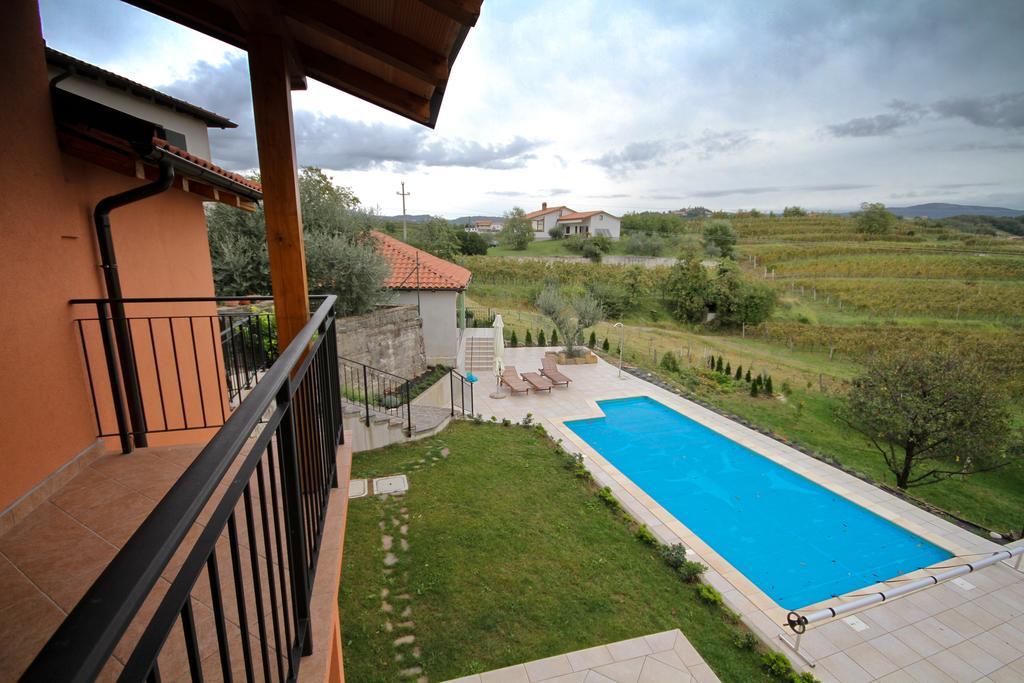 Zoi Apartments Dobrovo Esterno foto