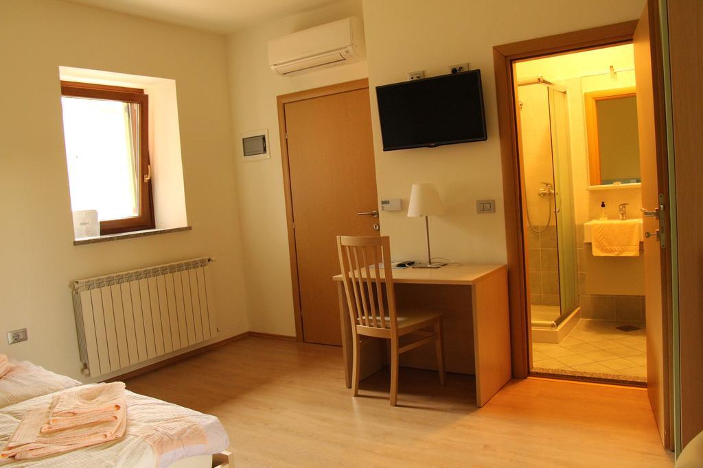 Zoi Apartments Dobrovo Camera foto